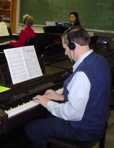 adult piano class