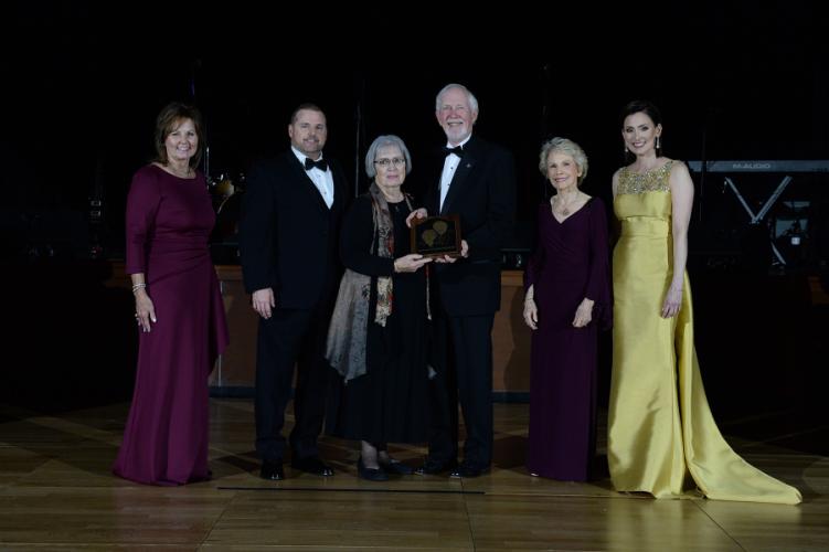 Brigettee Henderson, Scott Gordon, Mike and Jackie Harbordt, Jane Green and Jill Still