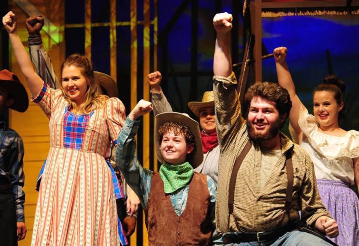 photo of theatre majors Sadie Mae Taylor, Bayley Owen, Richard Rogers and dance majors Christina White and Sarah Boon 