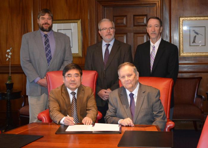 Dr. Zhang Jianqiu, Dr. Baker Pattillo, Dr. Matthew McBroom, Dr. Hans Williams and Dr. Steve Bullard 