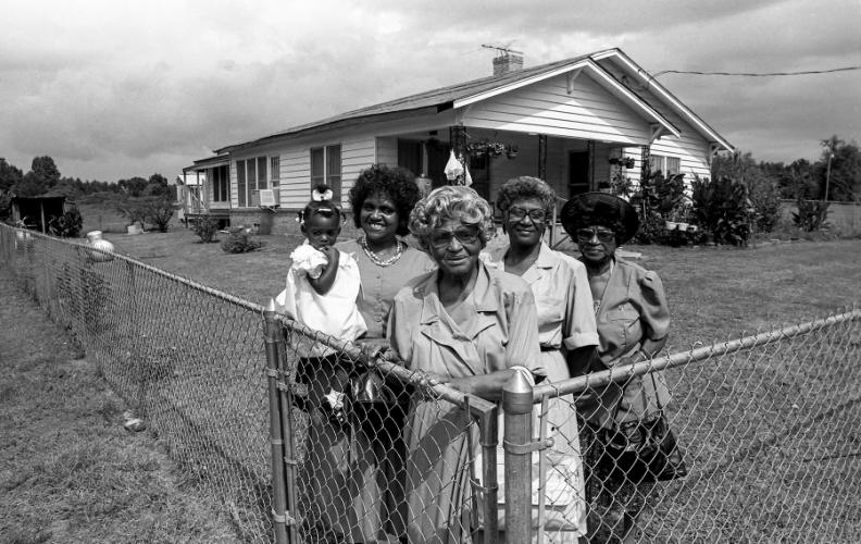 one of photographer Richard Orton's images of the Upshaw family of Nacogdoches County