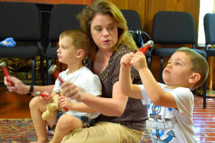 Martha Robertson Lee with her twin sons, Jackson and Robert