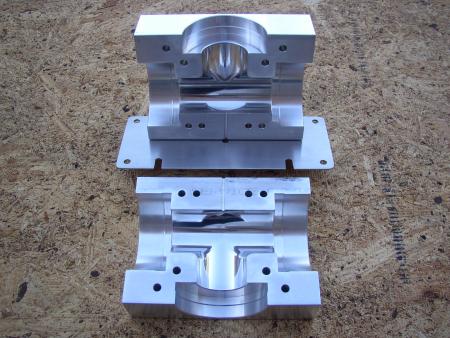 Vacuum chamber heating jacket