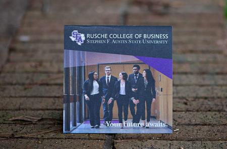 With the first-year student in mind, Rusche College of Business needed a piece created to introduce students to the dean and the college’s overarching goals, opportunities and successes. The piece is a die-cut, iron-cross square brochure printed on 100# cover paper and has a matching envelope.
