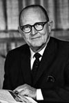 Dr. Ralph W. Steen